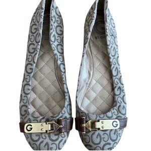 G by Guess Logo Patterned Flats with Brown Accents size 8M